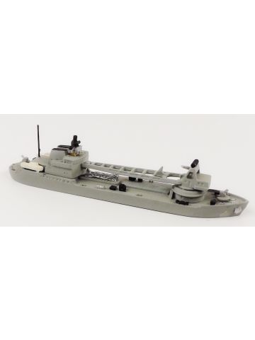 Trident TA 10217 Soviet Supply Ship Amga 1976 1/1250 Scale Model Ship