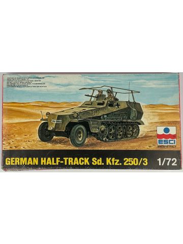 ESCI 8027 German Half-Track Sd. Kfz. 250/3 1/72 Scale Plastic Model Kit Open Box