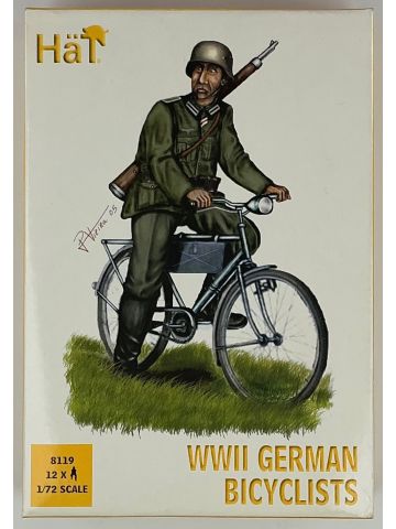 Hat 8119 WWII German Bicyclists 12x 1/72 Scale Plastic Model Kit