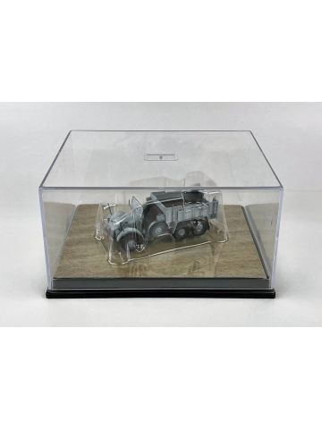 Dragon Armor 60501 Kfz.70 6x4 Personnel Carrier Winter Camo 1/72 Scale Model