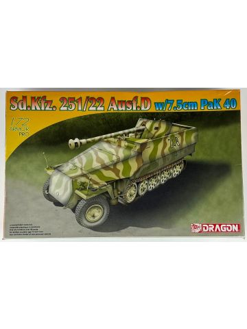 Dragon 7351 Sd.Kfz.251/22 Ausf.D w/7.5cm PaK 40 1/72 Scale Plastic Model Kit