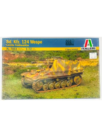 Italeri 7061 Sd.Kfz. 124 Wespe Self-Propelled Howitzer 1/72 Scale Model Kit