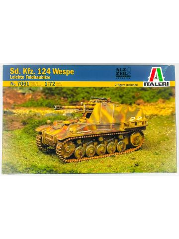 Italeri 7061 Sd.Kfz. 124 Wespe Self-Propelled Howitzer 1/72 Scale Kit Open Box