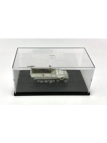 Dragon Armor 60301 Sd.Kfz.251 Schutzenpanzerwagen 1943 1/72 Scale Model No Box