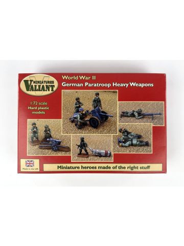Valiant Miniatures VM010 World War II German Paratroop 1/72 Scale Model Kit