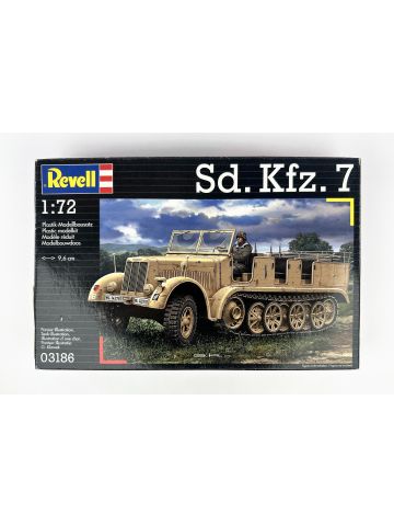 Revell 03186 Sd.Kfz.7 1/72 Scale Plastic Model Kit