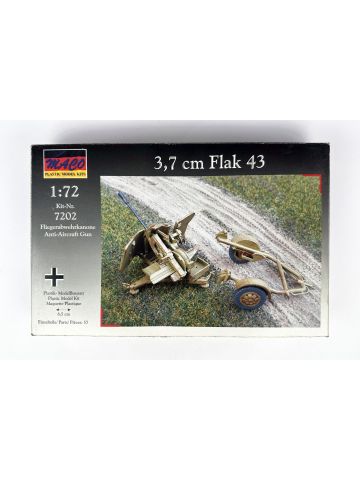 Maco 7202 3.7 cm Flak 43 Anti-Aircraft Gun 1/72 Scale Plastic Model Kit