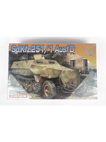Dragon 7225 Sd.Kfz. 251/1 Ausf. D 1/72 Scale Plastic Model Kit