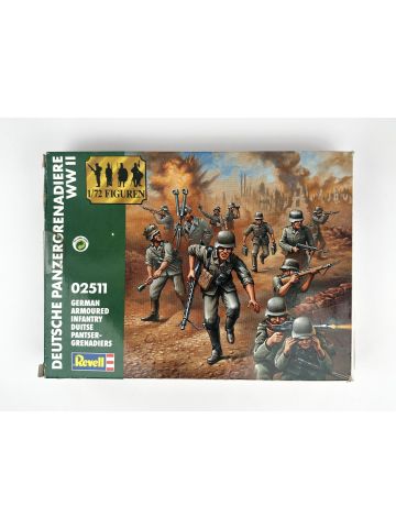 Revell 02511 German Armoured Infantry WWII 1/72 Scale Model Figures Open Box