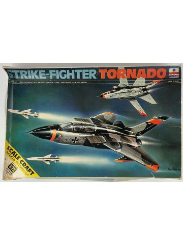 ESCI 9002 Panavia M.R.C.A. Tornado 1/72 Scale Plastic Model Kit Open Box