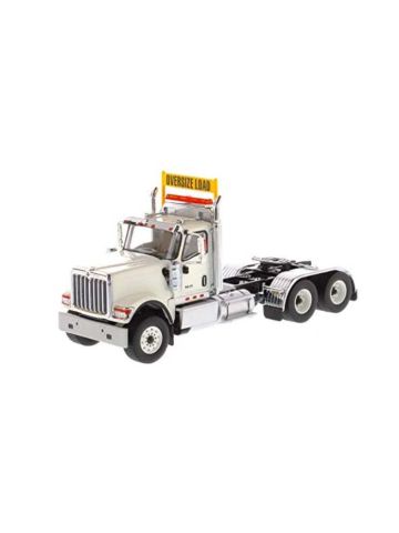 Diecast Masters 71001 International HX520 Tandem Tractor White 1/50 Scale Model