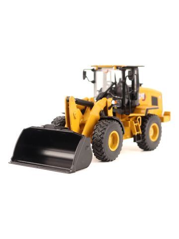 Diecast Masters 85779 Cat 930 Wheel Loader 1/50 Scale Diecast Model