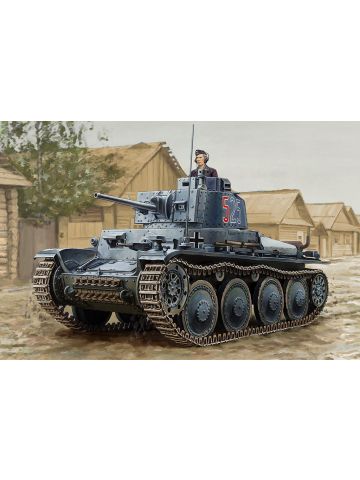 HobbyBoss 82603 Pz.Kpfw. 38(t) Ausf.E/F 1/16 Scale Plastic Model Kit