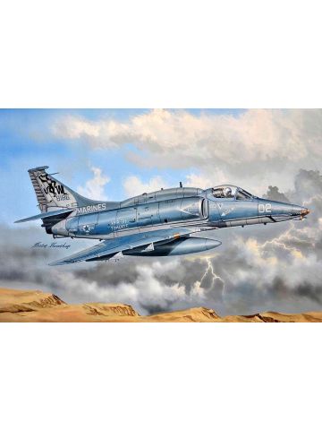 HobbyBoss 87256 Douglas A-4M Skyhawk 1/72 Scale Plastic Model Kit