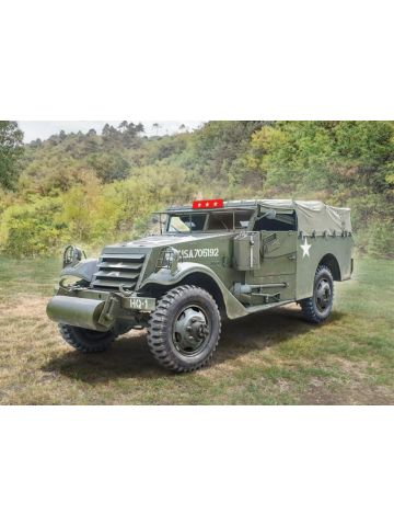 Italeri 7063 M3A1 Scout Car 1/72 Scale Plastic Model Kit with Figures