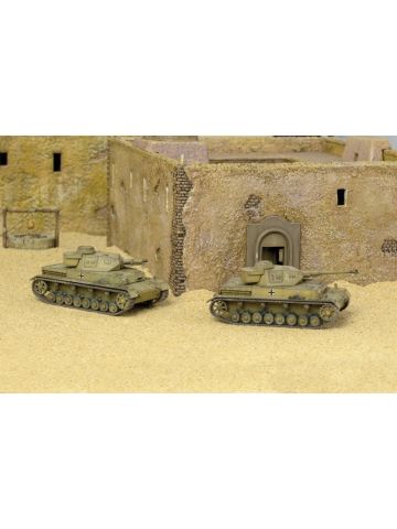 Italeri 7514 Sd.Kfz 161 Pz.Kpfw. IV F1 (Fast Assembly) 1/72 Scale Kits