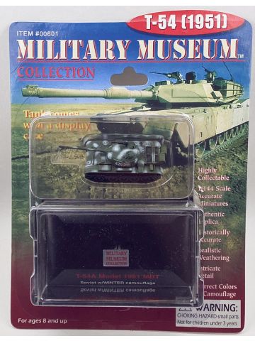 Pegasus 601 Soviet T-54 Camouflaged 1/144 Scale Model with Case