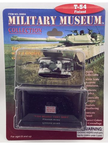 Military Museum Collection 00604 Finnish T-54 1/144 Scale Model & Display Case