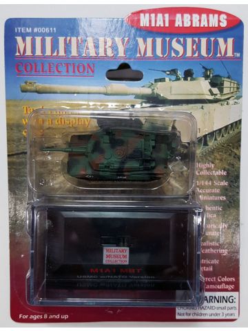 Pegasus 611 M1A1 Abrams USMC NATO Version 1/144 Scale Model with Case