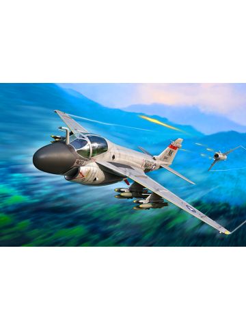 Trumpeter 1640 Grumman A-6A Intruder 1/72 Scale Plastic Model Kit