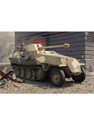 Trumpeter 943 WWII German Sd.Kfz. 251/22D Halftrack 1/16 Scale Plastic Model Kit