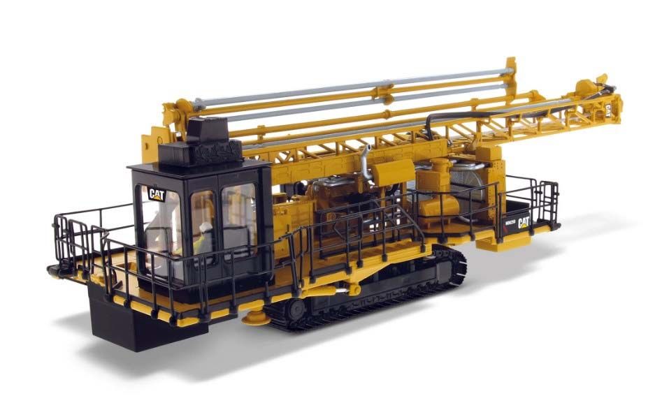 Diecast Masters CAT heavy equipment scale model