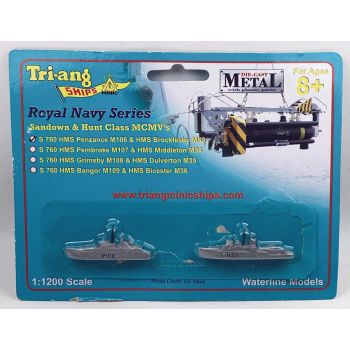 Tri-ang Minic S760 British Minesweeper Penzance & Brocklesby 1/1200 Scale