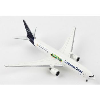 Herpa Wings 535755 Lufthansa Cargo Boeing 777F 'Cargo Human Care' 1/500 Scale