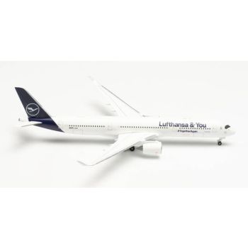 Herpa Wings 536066 Lufthansa A350-900 'Lufthansa & You' 1/500 Scale Model
