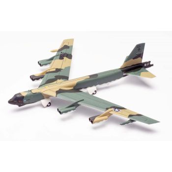 Herpa Wings 572767 B-52G 596th BS 'Operation Secret Squirrel' 1/200 Scale Model