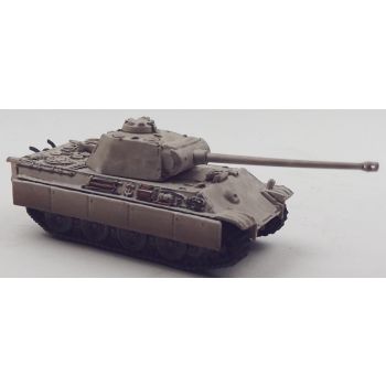 WWII German Panther with Side Skirts Winter Camouflaged 1/144 Scale Model