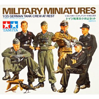 Tamiya 35201 WWII German Tank Crew at Rest 1/35 Scale Plastic Model Figures