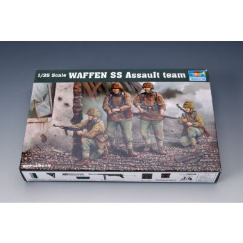 Trumpeter 0405 German Waffen SS Assault Team 1/35 Scale Plastic Model Figures