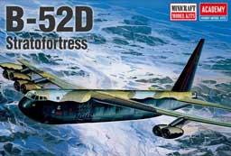 Academy B-52D Stratofortress Scale Model Kit