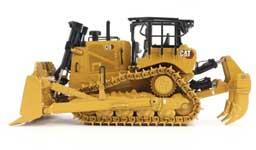 Diecast Masters Cat D8 Standard Configuration Bulldozer Model