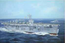 Trumpeter USS Sangamon Scale Model Kit